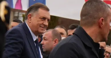 “SVAKA STANICA POGREŠNA” Dodik poslao poruku uoči presude: Spomenuo Bakira, ali i sudiju Striku!